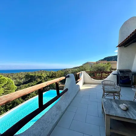 Paola With Swimming Pool * Domus De Maria